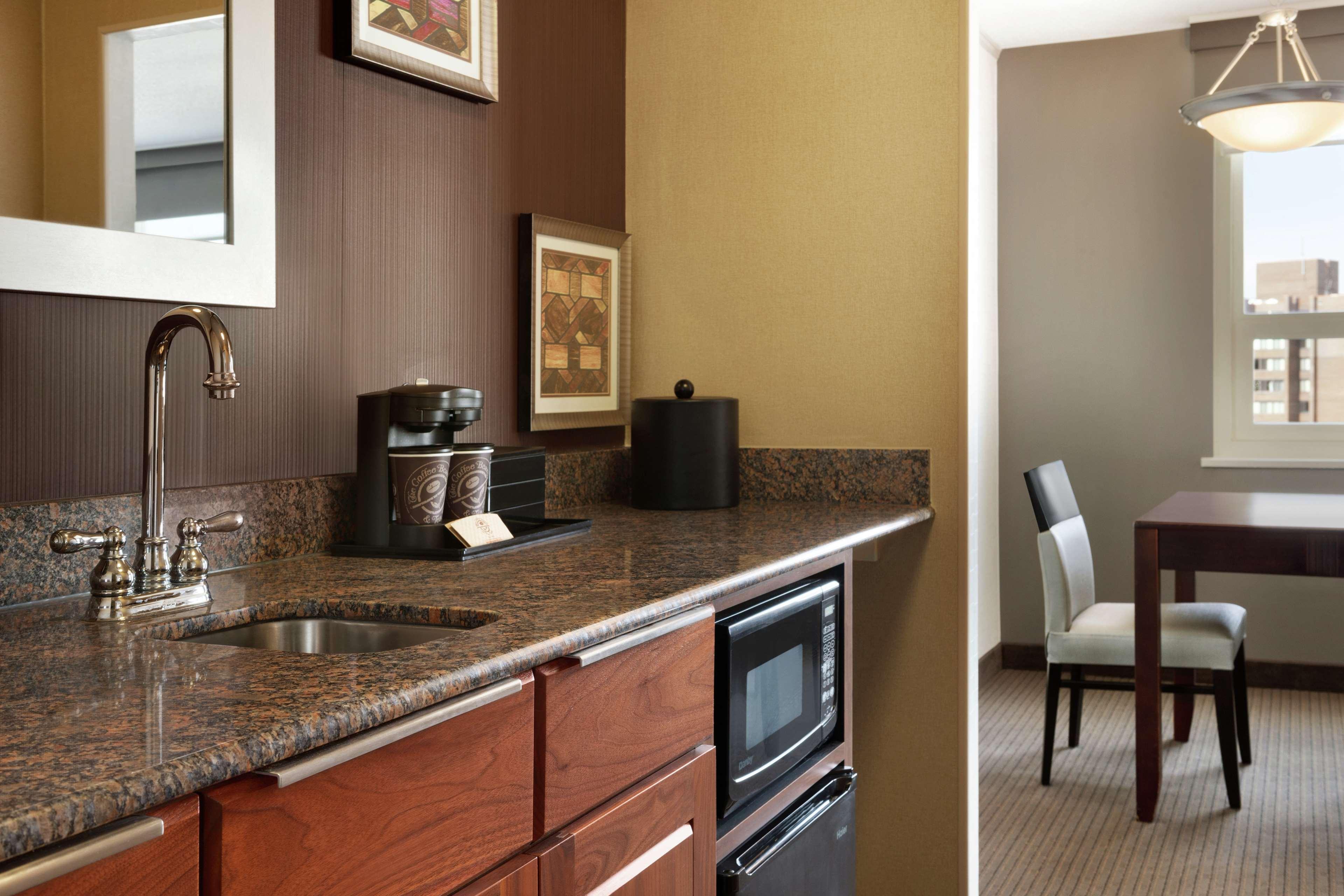 Embassy Suites Baltimore Inner Harbor מראה חיצוני תמונה