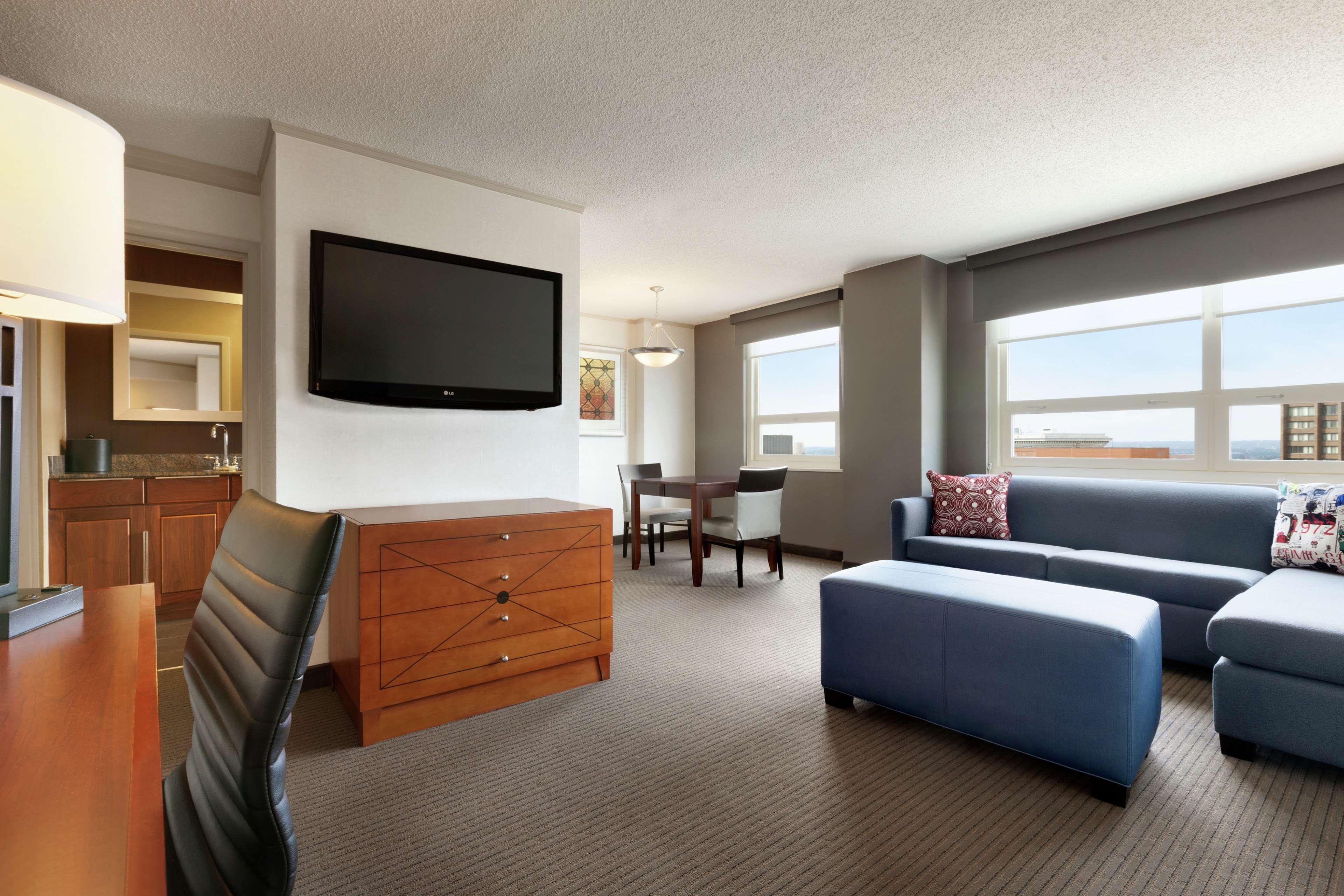 Embassy Suites Baltimore Inner Harbor מראה חיצוני תמונה