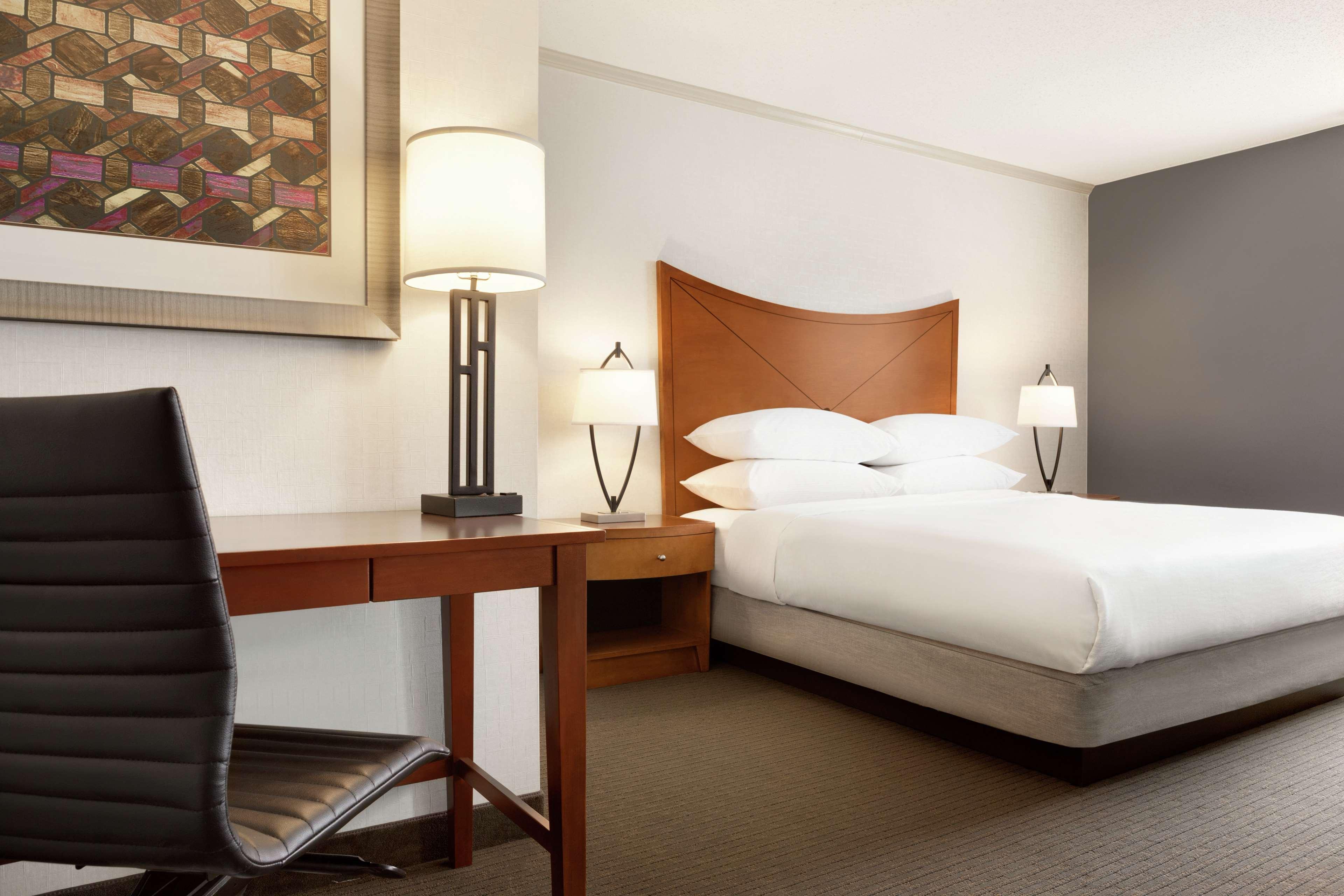 Embassy Suites Baltimore Inner Harbor מראה חיצוני תמונה
