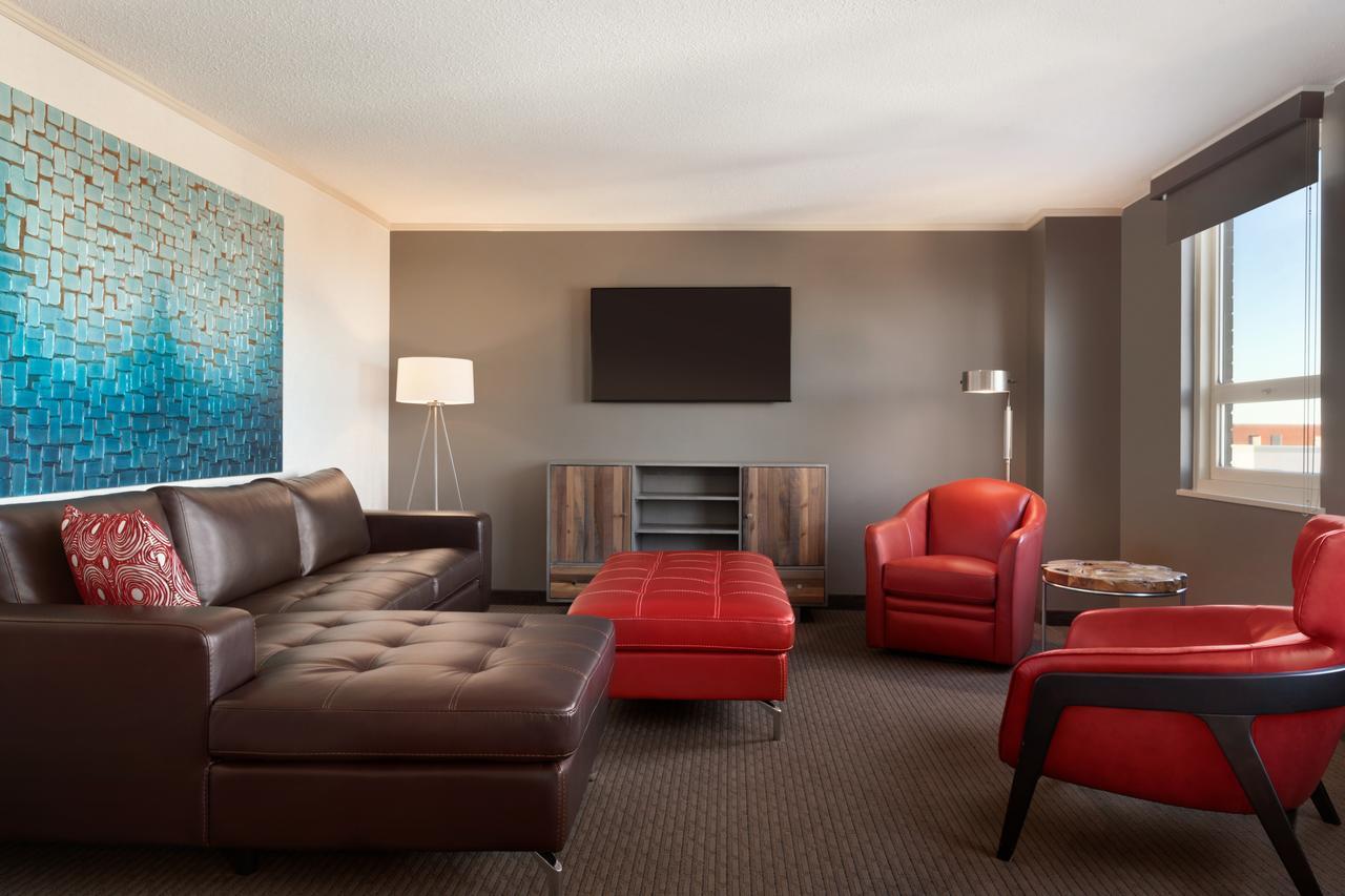 Embassy Suites Baltimore Inner Harbor מראה חיצוני תמונה